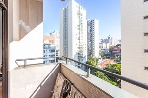 Image 4 - 872622