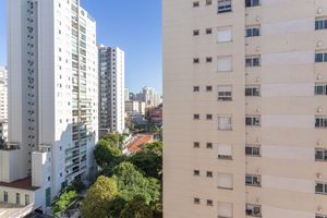 Image 6 - 872622