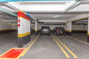 Image 35 - 872622