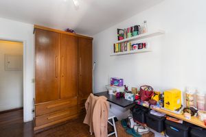 Image 8 - 872627