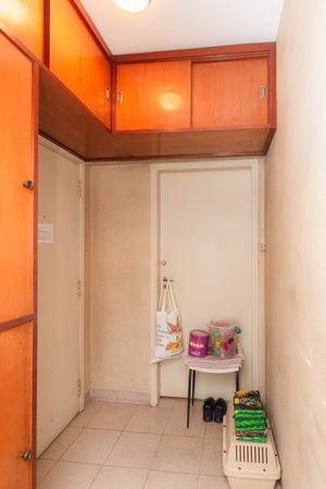 Image 38 - 872646