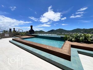 Image 19 - 872647