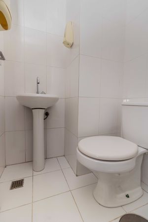 Image 9 - 872697