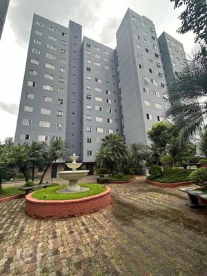 Image 12 - 872700