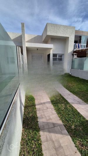 Image 20 - 872702