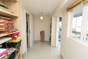 Image 32 - 872713