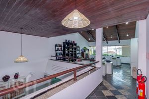 Image 10 - 872715
