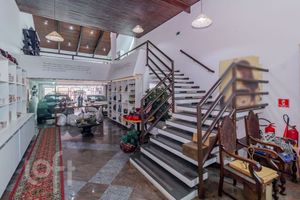 Image 31 - 872715
