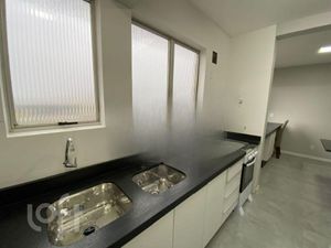 Image 12 - 872717