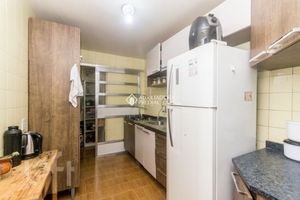 Image 1 - 872718