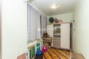 Image 20 - 872718