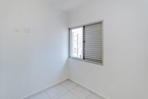 Image 11 - 872721