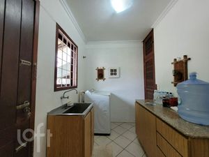 Image 12 - 872723