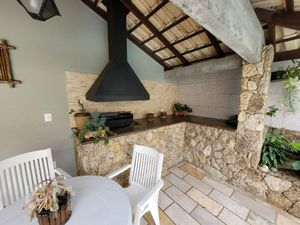 Image 34 - 872723