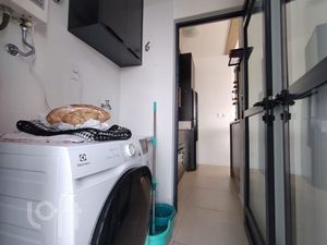 Image 4 - 872726