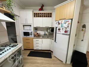 Image 2 - 872728