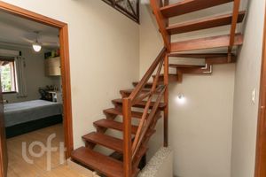 Image 21 - 872736