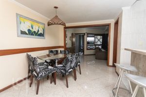 Image 4 - 872736