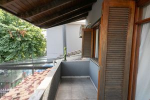 Image 36 - 872736