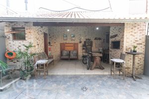 Image 16 - 872736