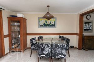 Image 7 - 872736