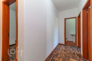 Image 29 - 872743