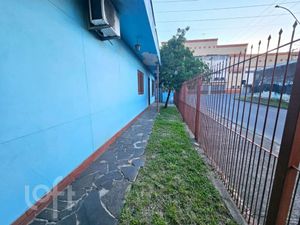 Image 6 - 872745