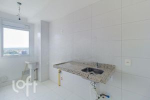Image 7 - 872748