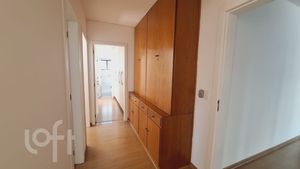 Image 17 - 872749