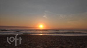 Image 17 - 872757