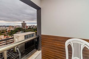 Image 6 - 872758