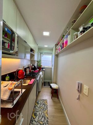 Image 1 - 872768