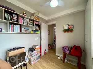 Image 11 - 872768