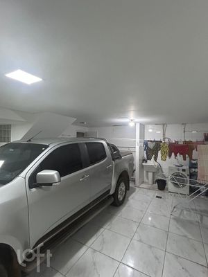 Image 11 - 872772
