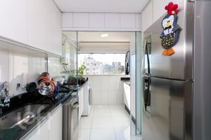 Image 31 - 872773
