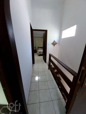 Image 4 - 872774