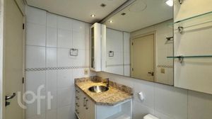 Image 35 - 872776