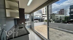 Image 4 - 872776