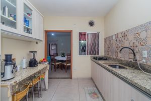 Image 9 - 872782