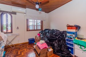 Image 19 - 872782
