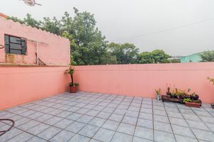Image 28 - 872782