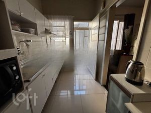 Image 17 - 872786