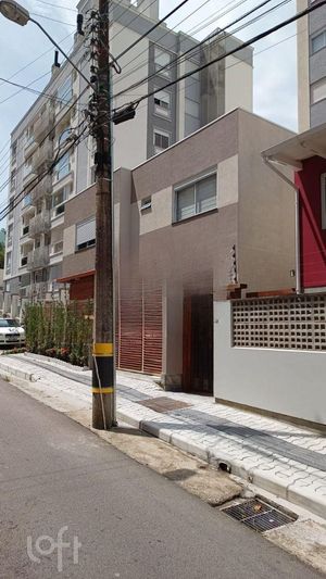 Image 38 - 872790