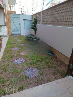 Image 12 - 872790