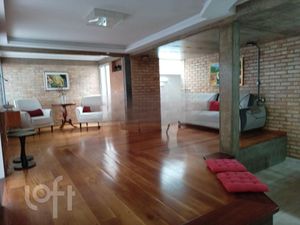 Image 10 - 872790