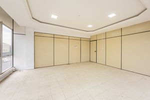 Image 17 - 872811