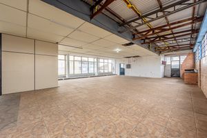 Image 7 - 872811