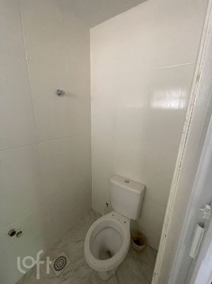 Image 8 - 872861