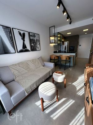 Image 4 - 872864