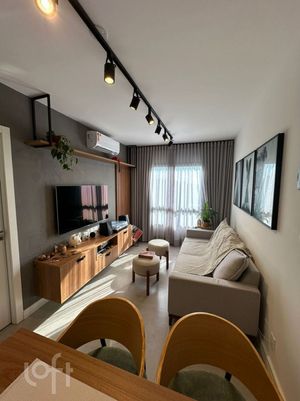 Image 2 - 872864